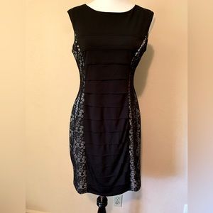 Enfocus Studio, sz 12. Classic style with stretch for comfort.